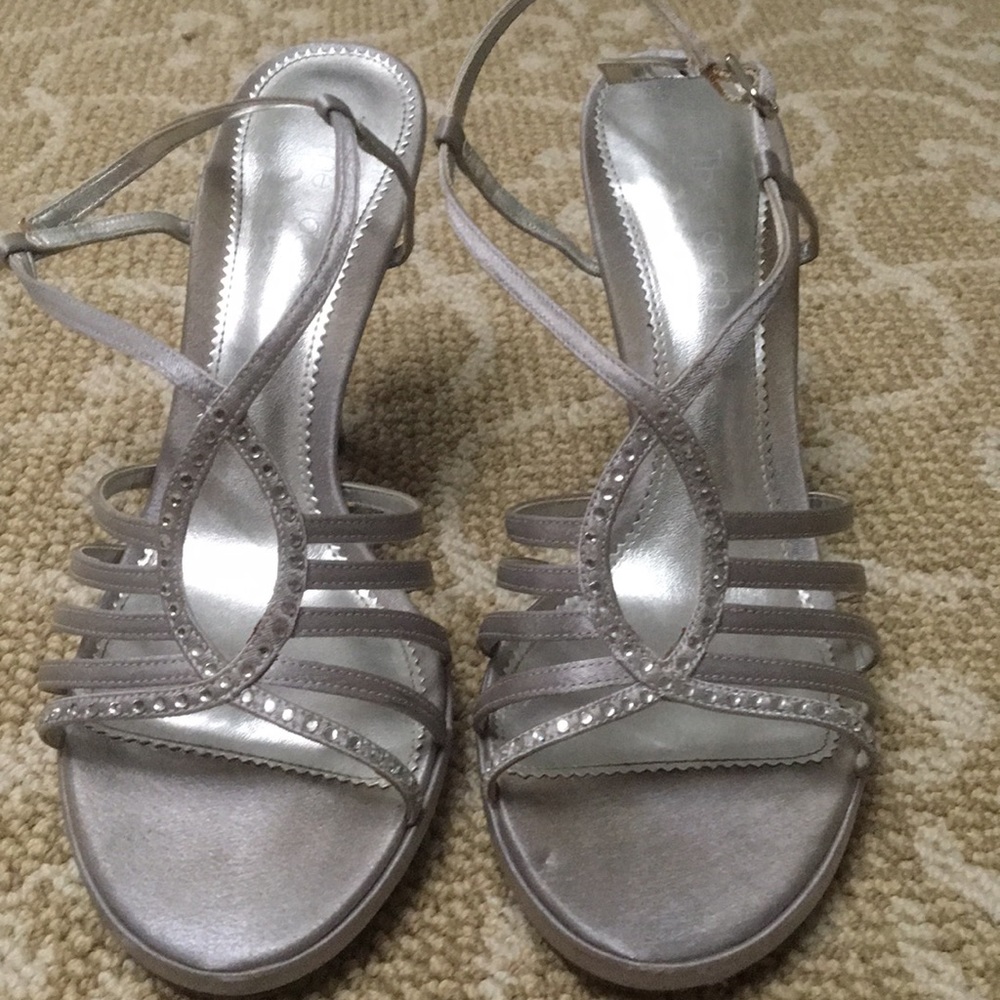 Sliver heels